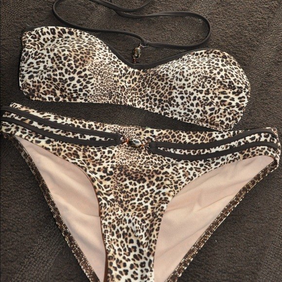 Cheetah Bikini - Picture 5 of 8